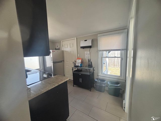 824 Beaufield Street, Ferndale, MI 48220