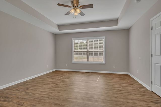 306 Twilight Ct, White Bluff, TN 37187