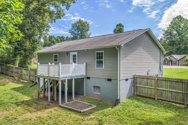 306 Twilight Ct, White Bluff, TN 37187
