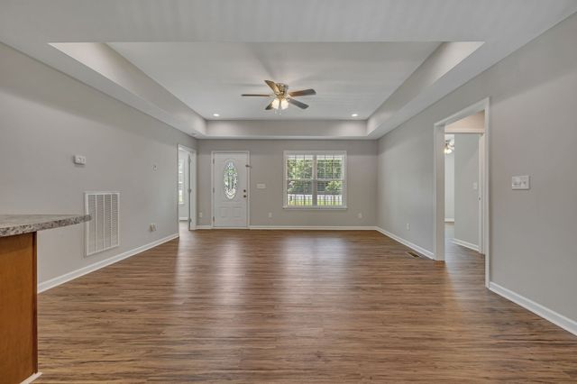 306 Twilight Ct, White Bluff, TN 37187