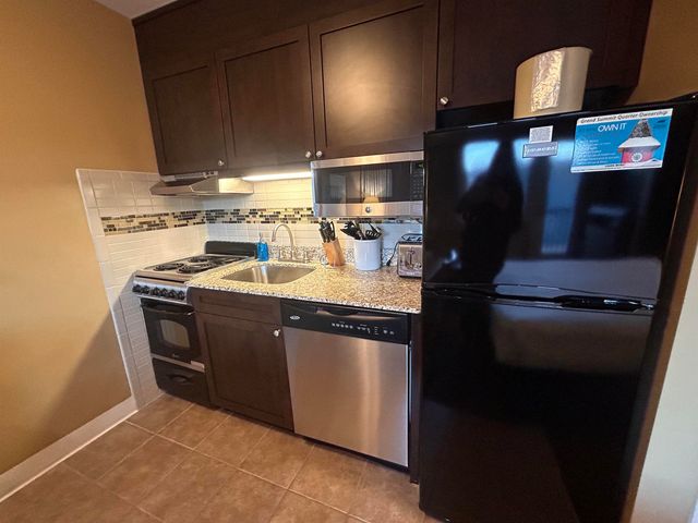 218 Qtr.2 89 Grand Summit Way, Dover, VT 05356