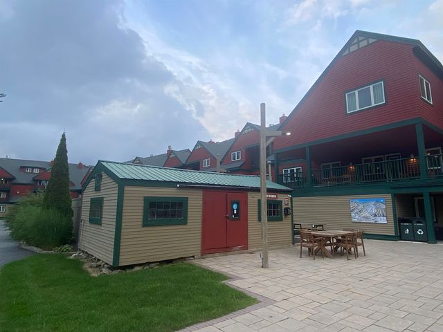 218 Qtr.2 89 Grand Summit Way, Dover, VT 05356