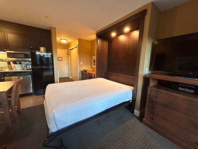 218 Qtr.2 89 Grand Summit Way, Dover, VT 05356