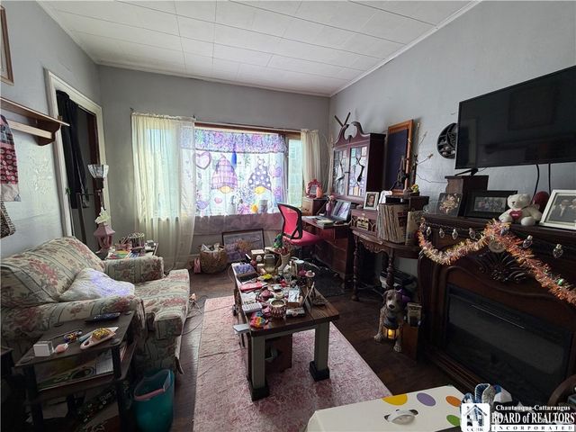 38 Lewis Street, Buffalo, NY 14206