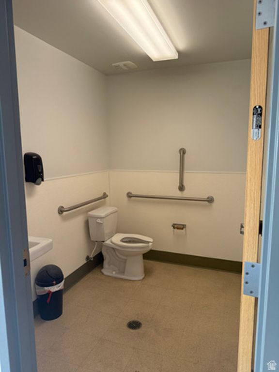 6784 S AIRPORT RD, West Jordan, UT 84084 — photo 4
