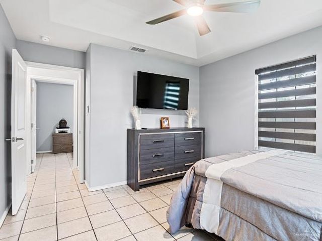 214 Pat Cannon Avenue, Weslaco, TX 78596