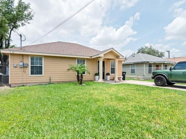 214 Pat Cannon Avenue, Weslaco, TX 78596