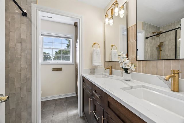 1514 Newberry Avenue, La Grange Park, IL 60526