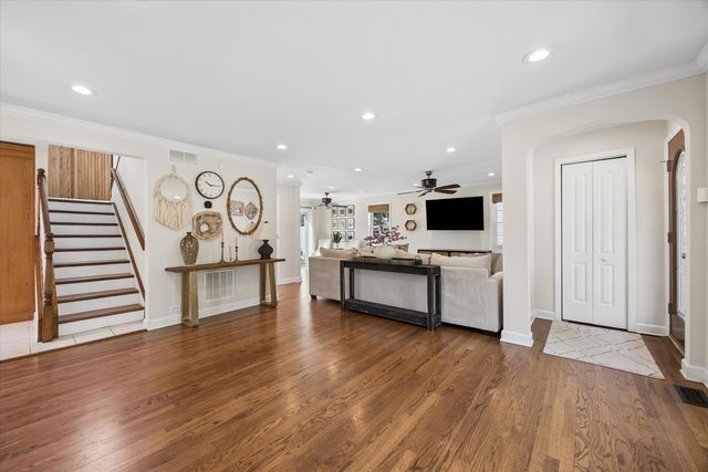 1514 Newberry Avenue, La Grange Park, IL 60526
