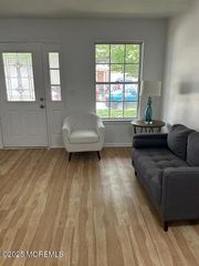 28 Delavan Court, New Brunswick, NJ 08901