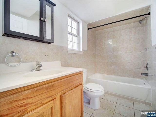 54-56 Bragaw Avenue, Newark, NJ 07112