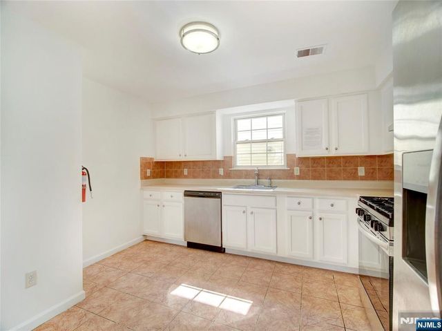 54-56 Bragaw Avenue, Newark, NJ 07112