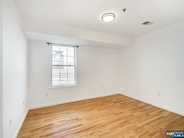 54-56 Bragaw Avenue, Newark, NJ 07112