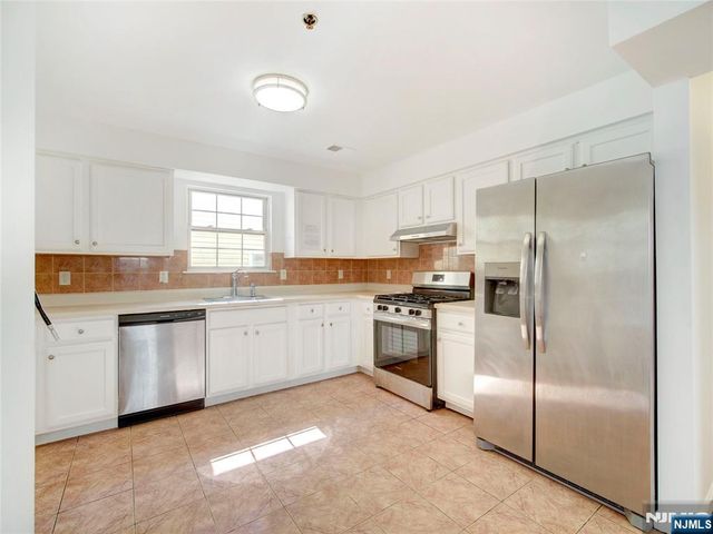 54-56 Bragaw Avenue, Newark, NJ 07112