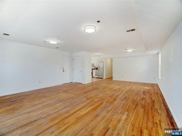 54-56 Bragaw Avenue, Newark, NJ 07112