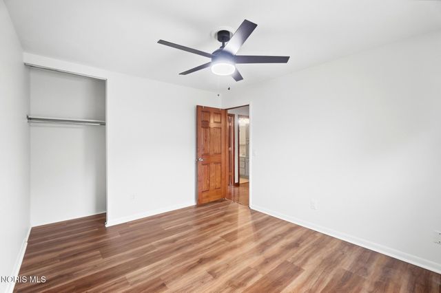 2443 Bedford Lane, Northwood, OH 43619