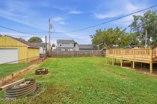2443 Bedford Lane, Northwood, OH 43619