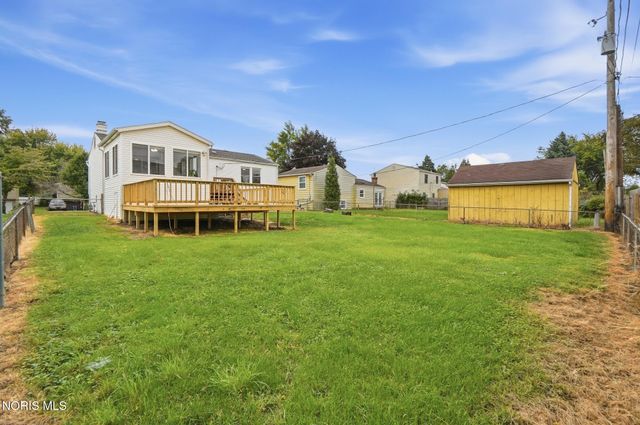 2443 Bedford Lane, Northwood, OH 43619