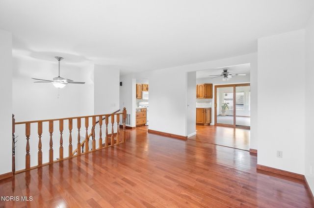2443 Bedford Lane, Northwood, OH 43619