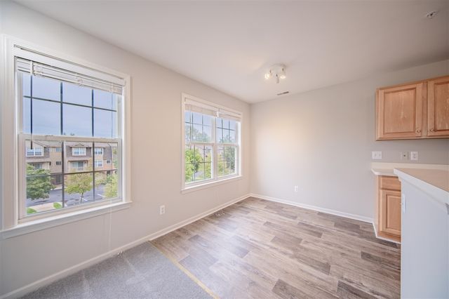 2753 Barclay Way, Ann Arbor, MI 48105