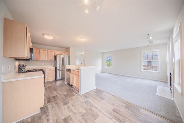 2753 Barclay Way, Ann Arbor, MI 48105
