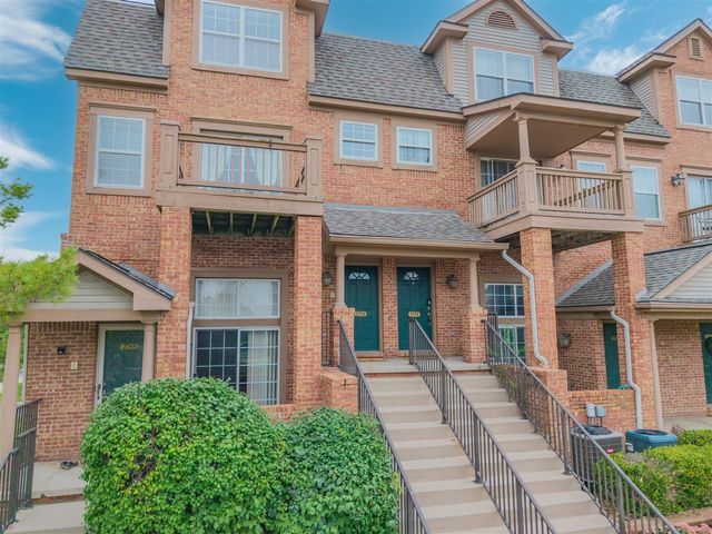 2753 Barclay Way, Ann Arbor, MI 48105