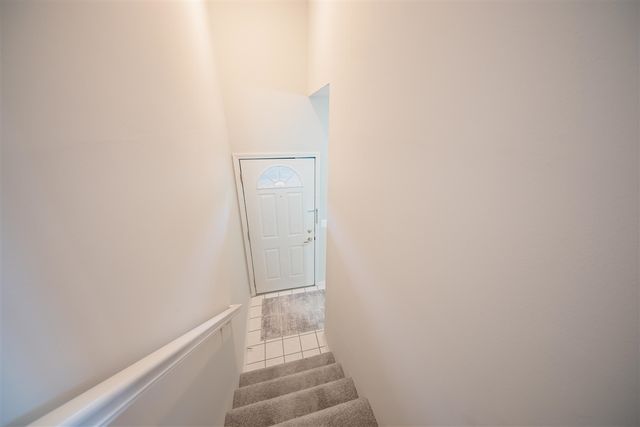 2753 Barclay Way, Ann Arbor, MI 48105