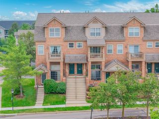 2753 Barclay Way, Ann Arbor, MI 48105