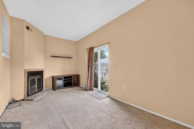 42 MARKEL RD, Malvern, PA 19355
