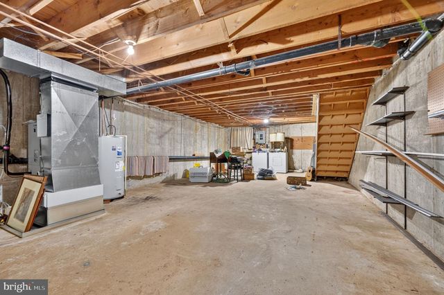 42 MARKEL RD, Malvern, PA 19355