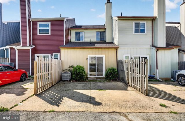 42 MARKEL RD, Malvern, PA 19355
