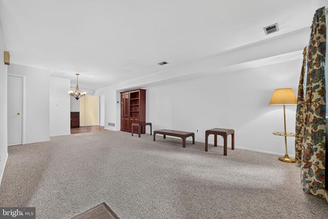 42 MARKEL RD, Malvern, PA 19355