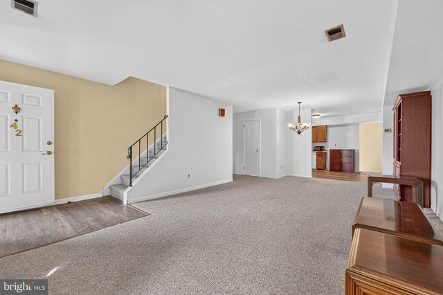42 MARKEL RD, Malvern, PA 19355