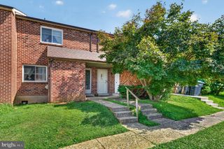 42 MARKEL RD, Malvern, PA 19355