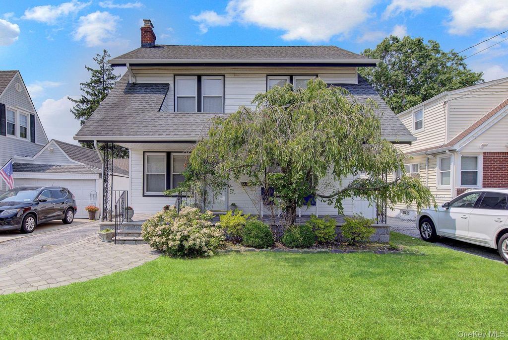 9 Christabel Street, Lynbrook, NY 11563 — exterior