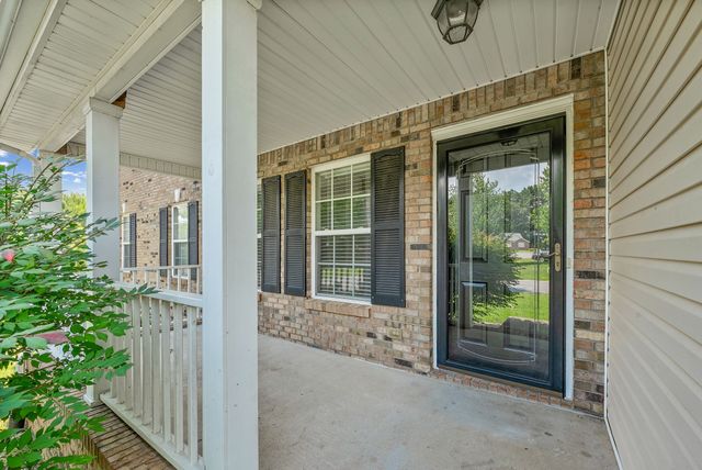 850 Nandina Court, Clarksville, TN 37043