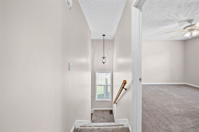 850 Nandina Court, Clarksville, TN 37043