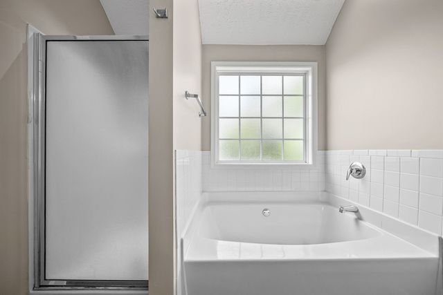 850 Nandina Court, Clarksville, TN 37043