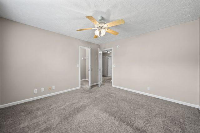 850 Nandina Court, Clarksville, TN 37043
