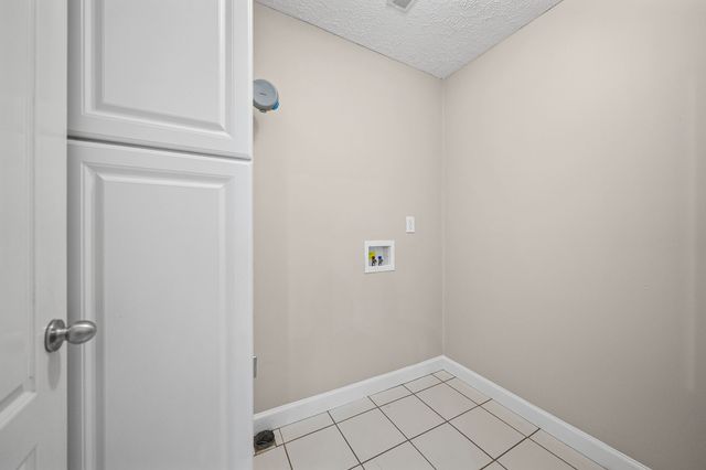 850 Nandina Court, Clarksville, TN 37043