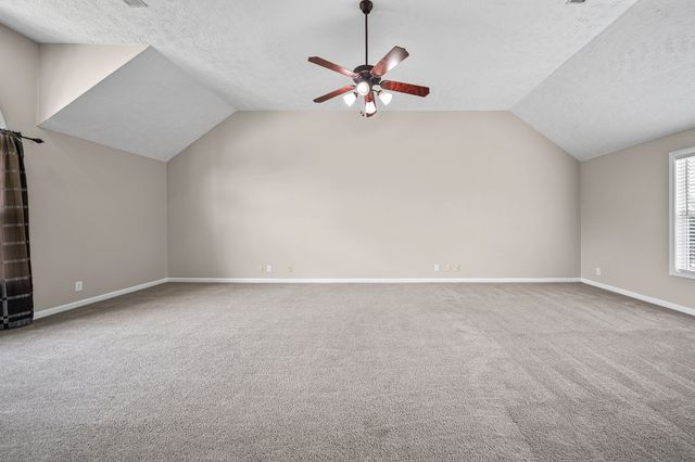 850 Nandina Court, Clarksville, TN 37043