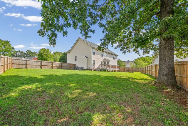 850 Nandina Court, Clarksville, TN 37043