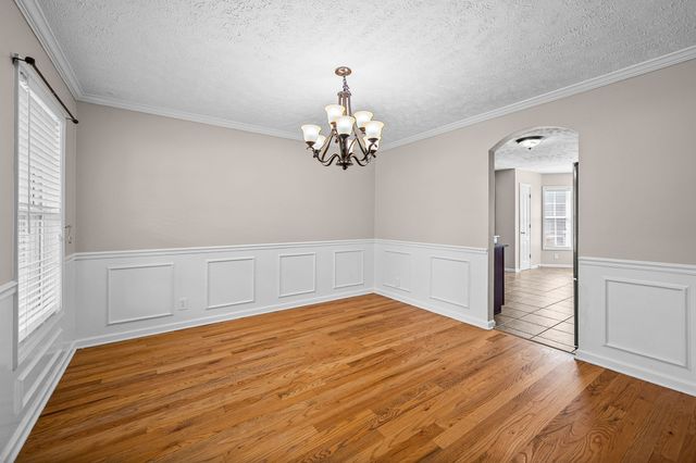 850 Nandina Court, Clarksville, TN 37043