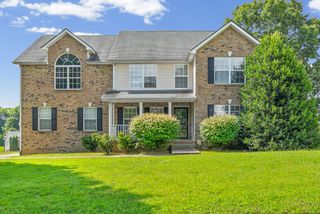 850 Nandina Court, Clarksville, TN 37043