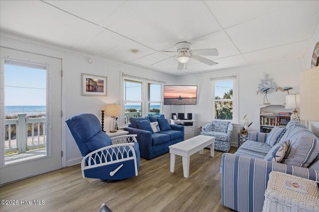 7211 10th Avenue, N Topsail Beach, NC 28460