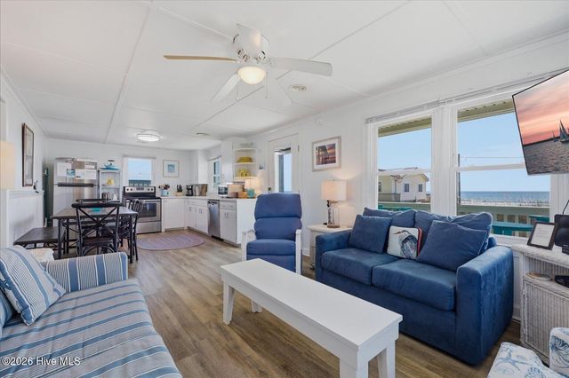 7211 10th Avenue, N Topsail Beach, NC 28460