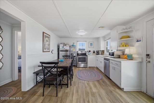7211 10th Avenue, N Topsail Beach, NC 28460