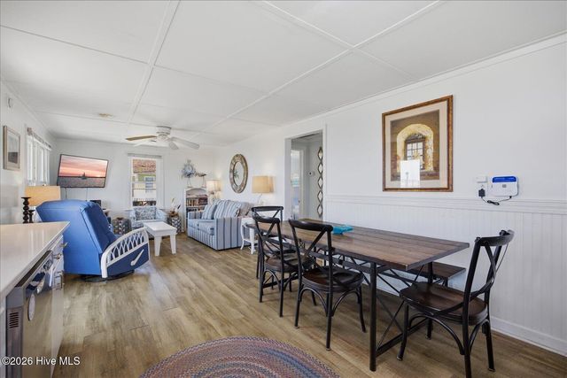 7211 10th Avenue, N Topsail Beach, NC 28460