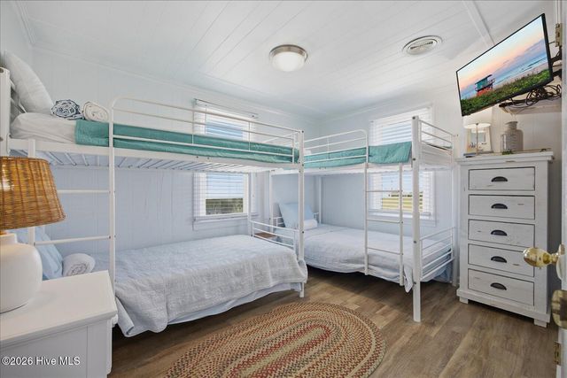 7211 10th Avenue, N Topsail Beach, NC 28460
