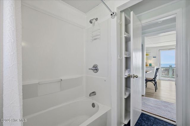 7211 10th Avenue, N Topsail Beach, NC 28460
